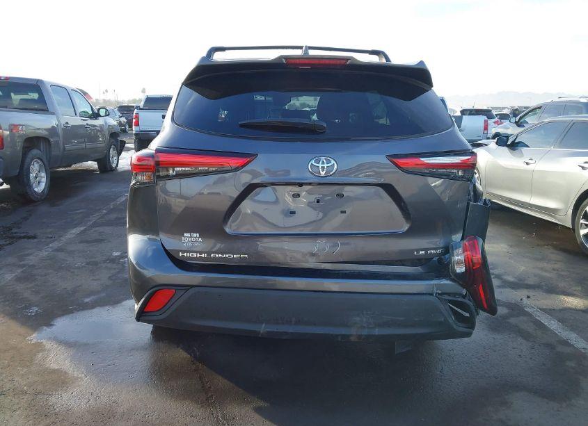 Photo 16 of 2021 Toyota Highlander LE (VIN 5TDBZRBH9MS535563)