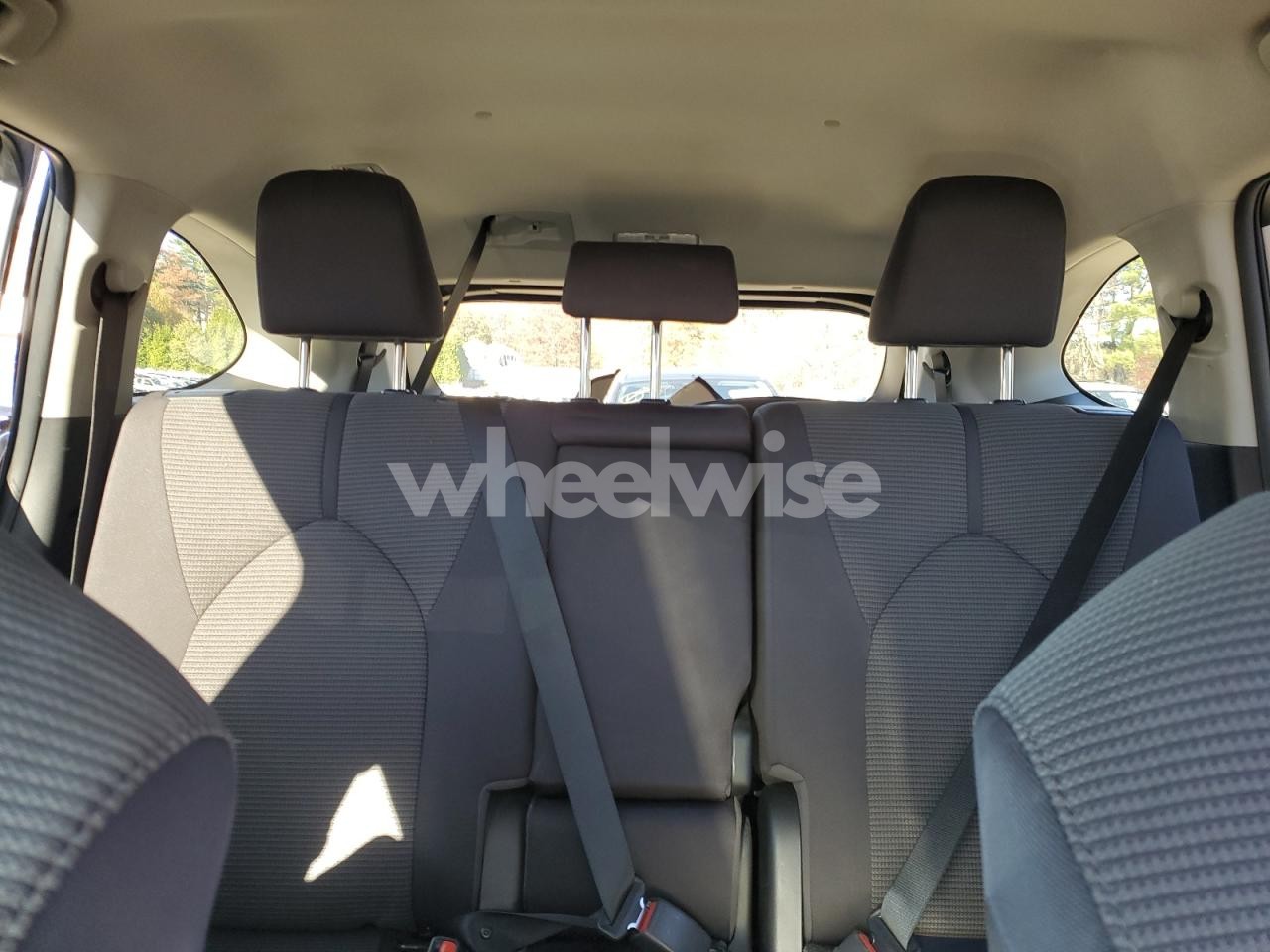 Photo 10 of 2022 TOYOTA HIGHLANDER L (VIN 5TDBZRBH9NS164972)