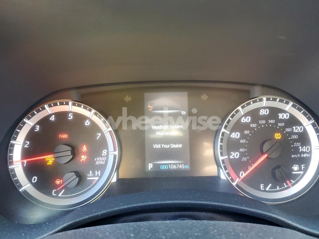 Photo 9 of 2022 TOYOTA HIGHLANDER L (VIN 5TDBZRBH9NS164972)