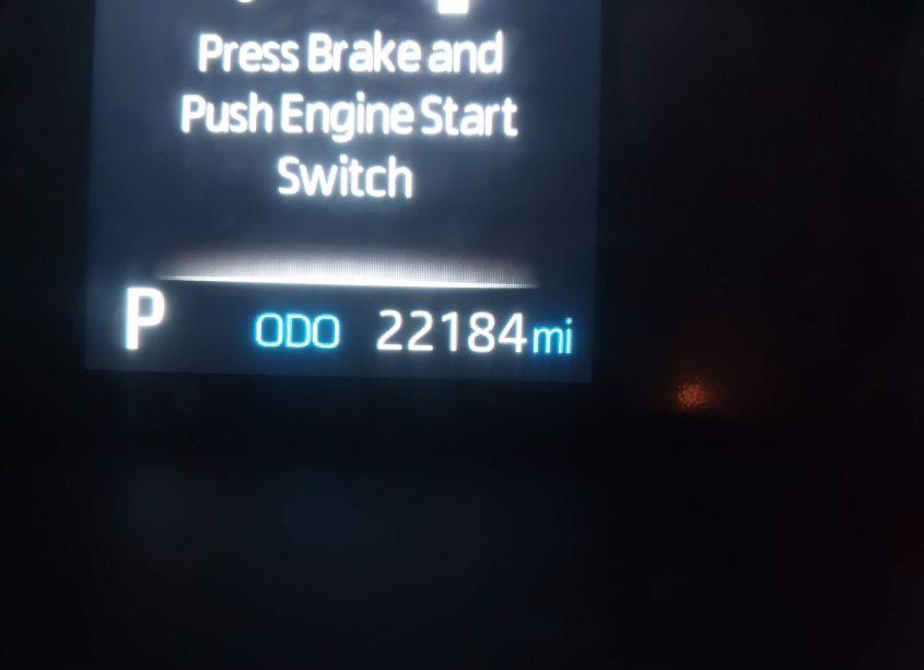 Photo 15 of 2022 Toyota Highlander LE (VIN 5TDBZRBHXNS580593)