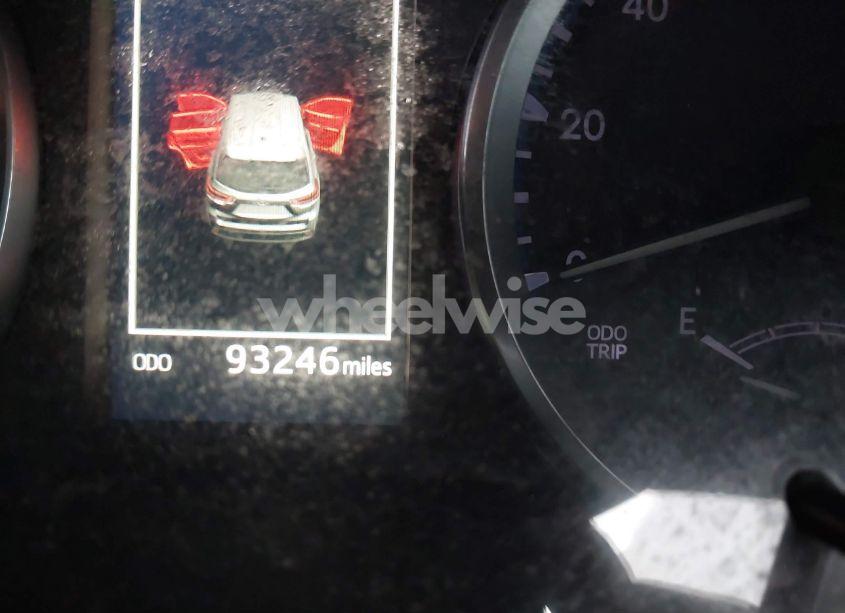 Photo 7 of 2017 Toyota Highlander LE PLUS (VIN 5TDBZRFH0HS414307)