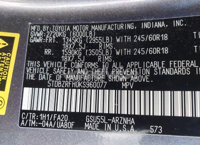 Photo 9 of 2019 Toyota Highlander LE PLUS (VIN 5TDBZRFH0KS960077)