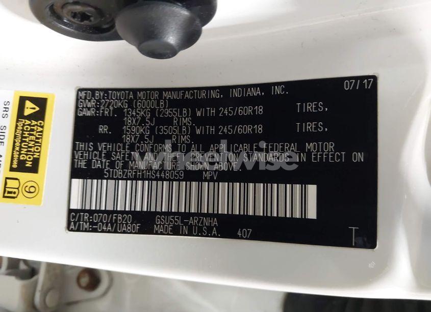 Photo 9 of 2017 Toyota Highlander LE (VIN 5TDBZRFH1HS448059)