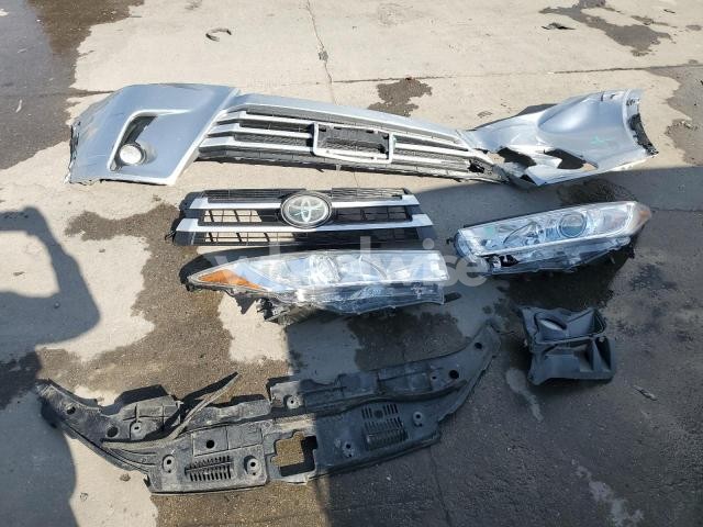 Photo 14 of 2017 TOYOTA HIGHLANDER LE N/A (VIN 5TDBZRFH3HS437869)