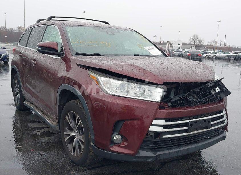 2017 Toyota Highlander LE PLUS (VIN 5TDBZRFH3HS481208) main photo