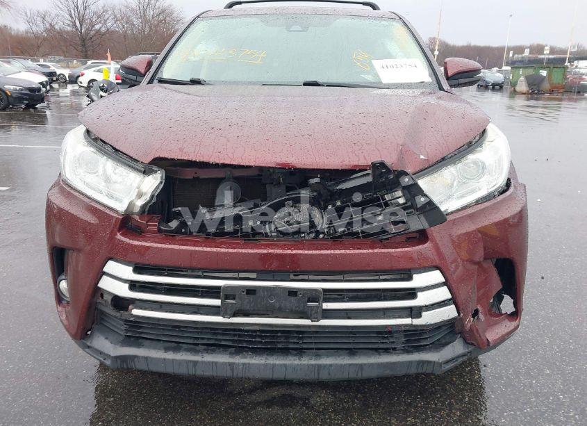 Photo 6 of 2017 Toyota Highlander LE PLUS (VIN 5TDBZRFH3HS481208)