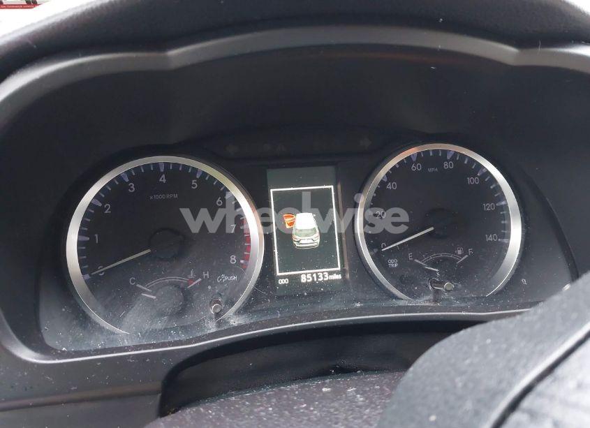 Photo 7 of 2017 Toyota Highlander LE PLUS (VIN 5TDBZRFH3HS481208)