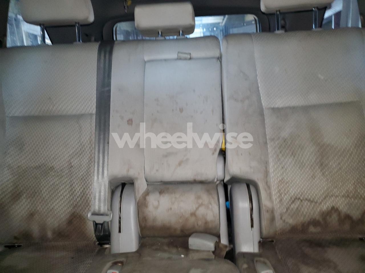 Photo 10 of 2018 TOYOTA HIGHLANDER LE (VIN 5TDBZRFH3JS832558)