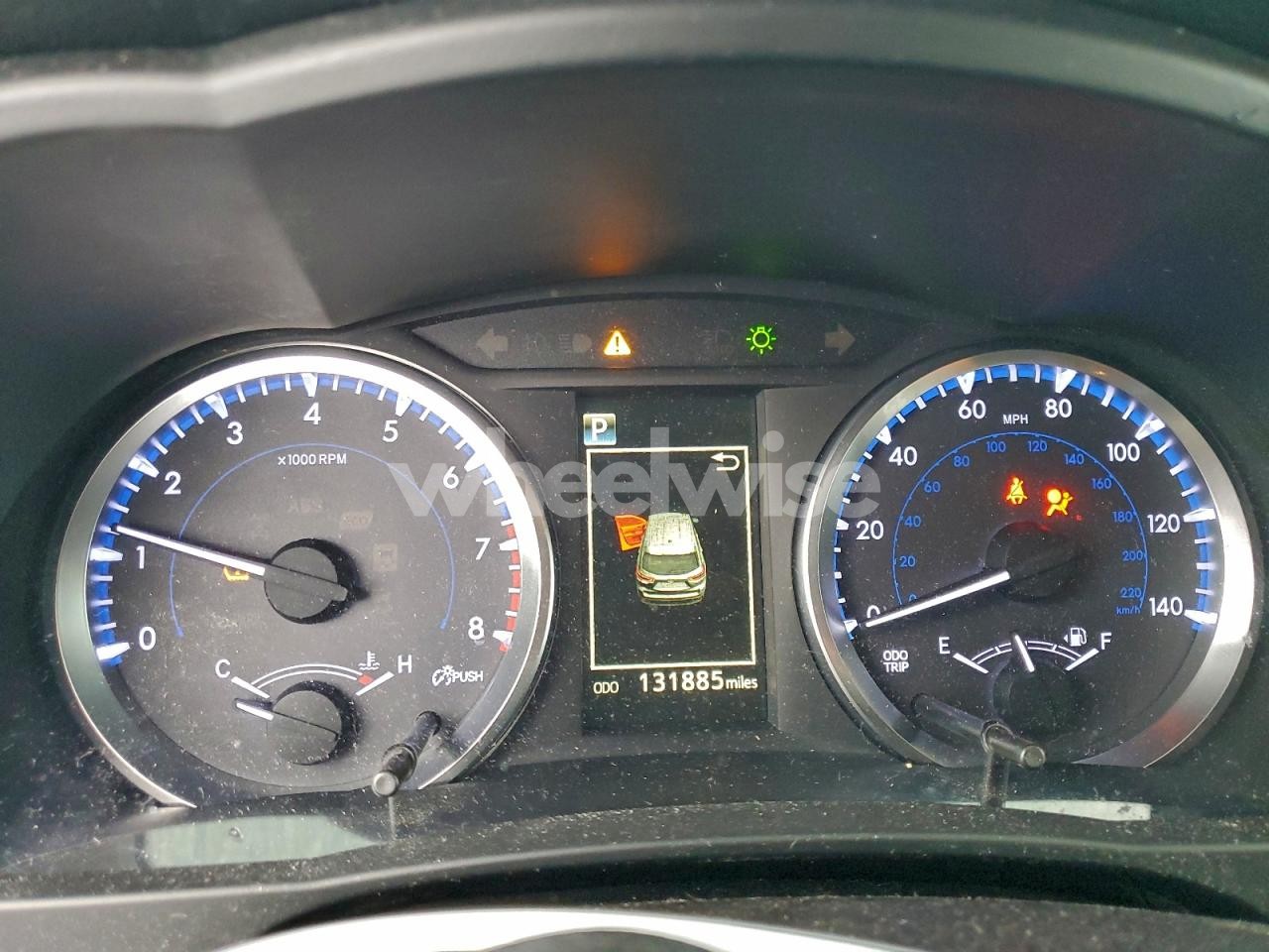 Photo 9 of 2018 TOYOTA HIGHLANDER LE (VIN 5TDBZRFH3JS856021)