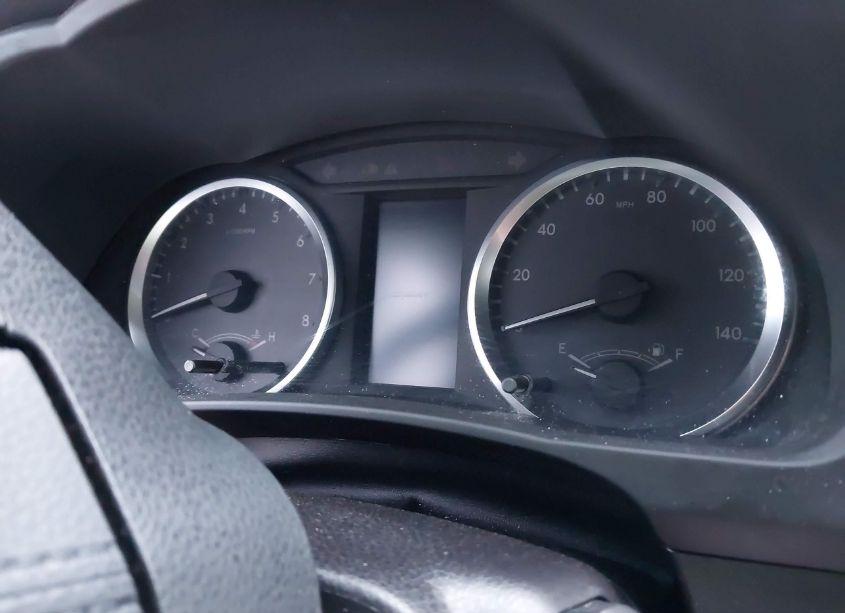 Photo 15 of 2019 Toyota Highlander LE (VIN 5TDBZRFH3KS922262)