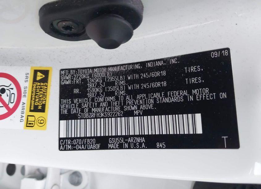 Photo 9 of 2019 Toyota Highlander LE (VIN 5TDBZRFH3KS922262)