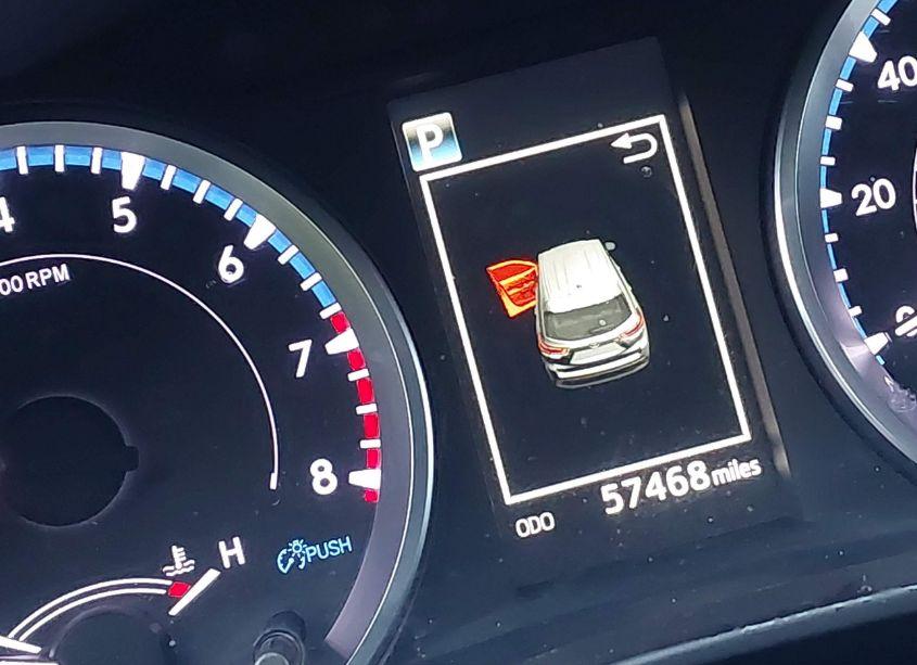 Photo 7 of 2019 Toyota Highlander LE (VIN 5TDBZRFH3KS996104)