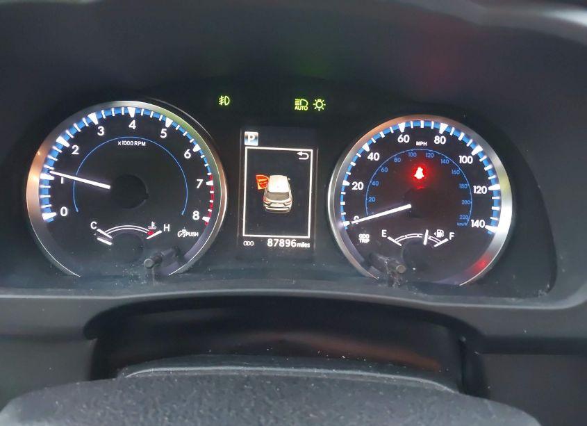 Photo 7 of 2018 Toyota Highlander LE PLUS (VIN 5TDBZRFH4JS900480)