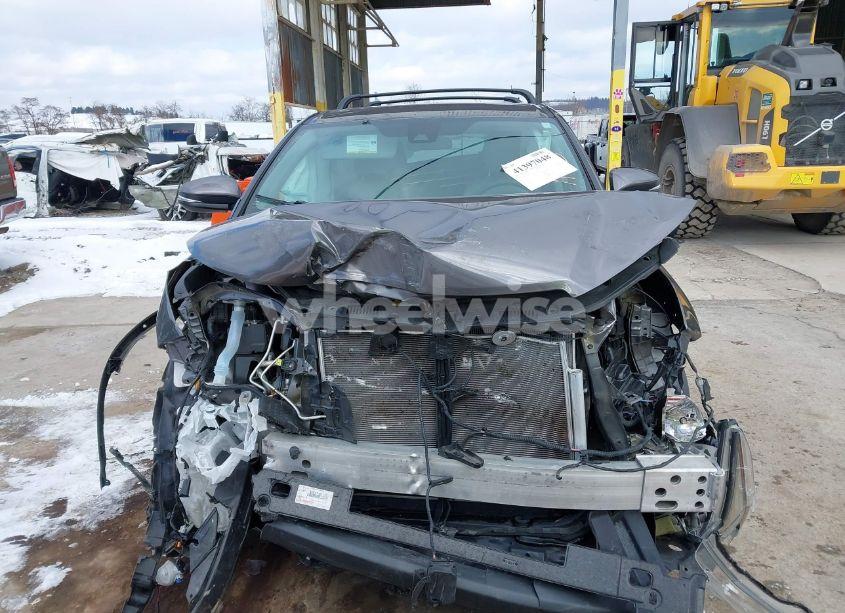 Photo 13 of 2019 Toyota Highlander LE PLUS (VIN 5TDBZRFH4KS741123)