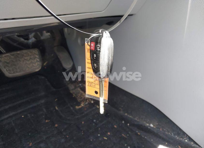 Photo 11 of 2017 Toyota Highlander LE PLUS (VIN 5TDBZRFH5HS437114)