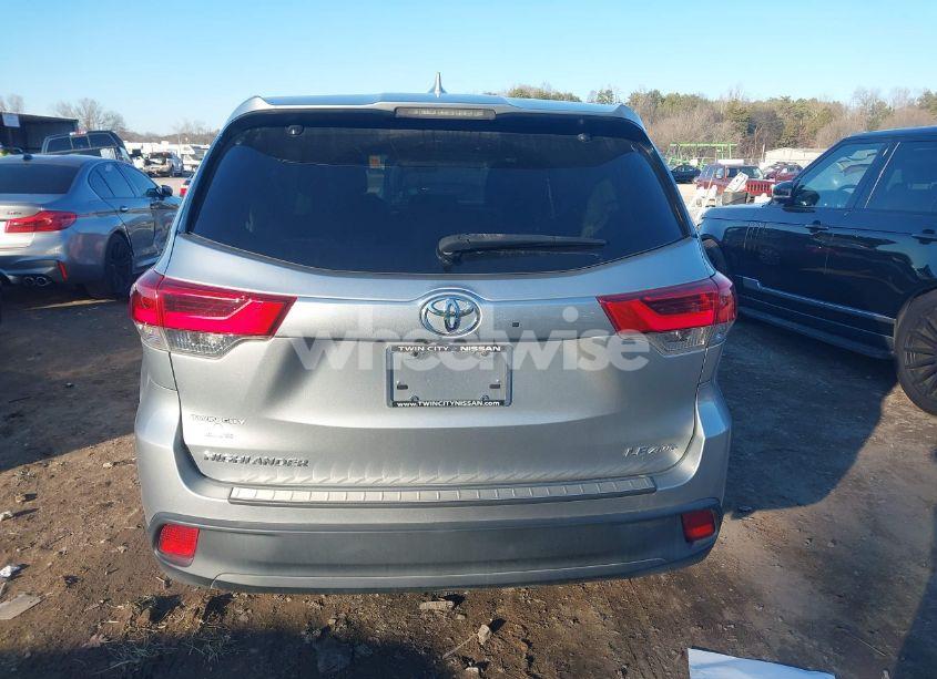 Photo 16 of 2017 Toyota Highlander LE PLUS (VIN 5TDBZRFH5HS482117)