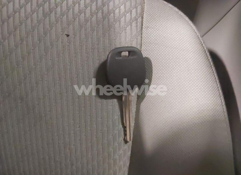 Photo 11 of 2018 Toyota Highlander LE (VIN 5TDBZRFH5JS835669)