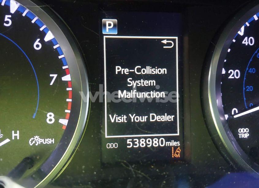 Photo 15 of 2017 Toyota Highlander LE (VIN 5TDBZRFH6HS374427)