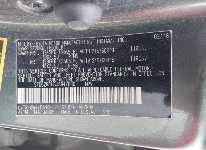 Photo 9 of 2018 Toyota Highlander LE PLUS (VIN 5TDBZRFH6JS847880)