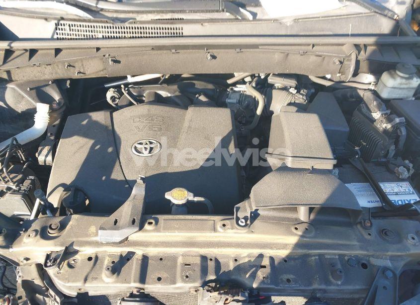 Photo 10 of 2017 Toyota Highlander LE PLUS (VIN 5TDBZRFH8HS398258)