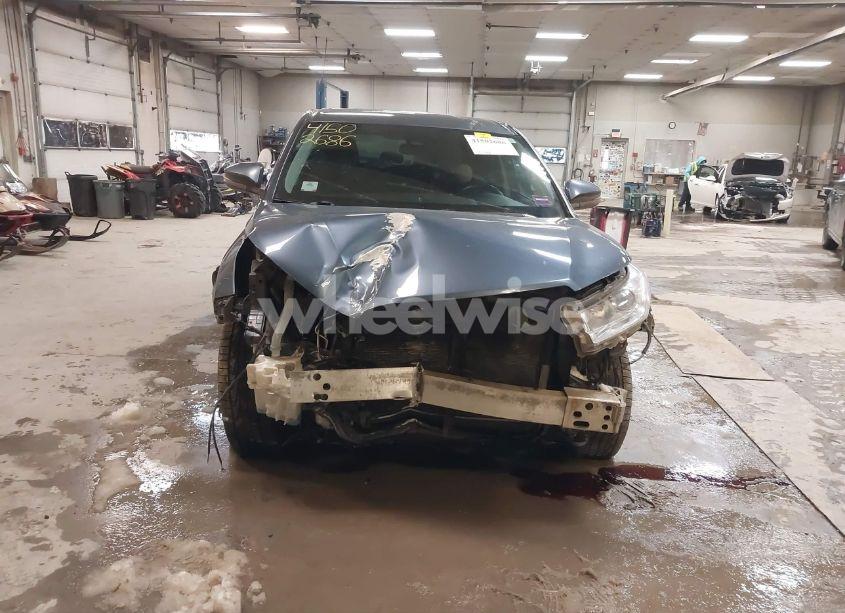 Photo 12 of 2017 Toyota Highlander LE (VIN 5TDBZRFH9HS360702)