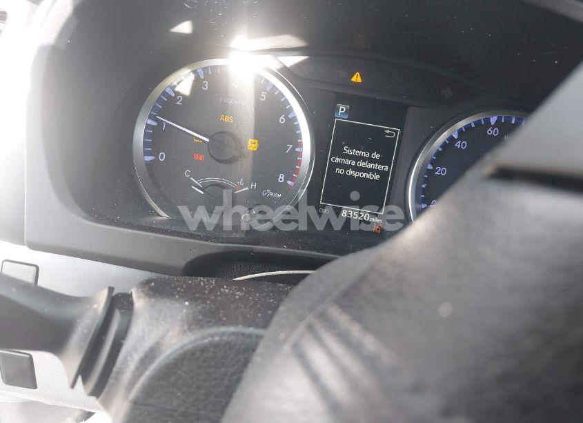 Photo 7 of 2018 Toyota Highlander LE (VIN 5TDBZRFH9JS889122)