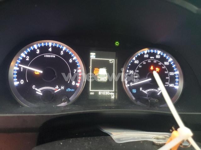 Photo 2 of 2019 TOYOTA HIGHLANDER LE N/A (VIN 5TDBZRFH9KS726147)