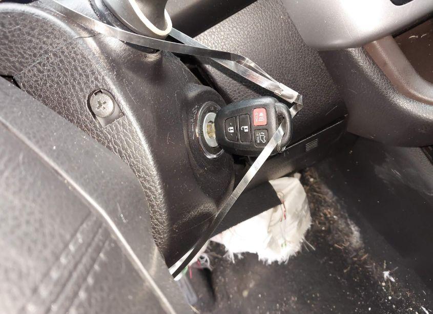 Photo 11 of 2019 Toyota Highlander LE PLUS (VIN 5TDBZRFH9KS932424)