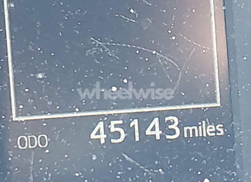 Photo 16 of 2019 Toyota Highlander LE (VIN 5TDBZRFH9KS933492)