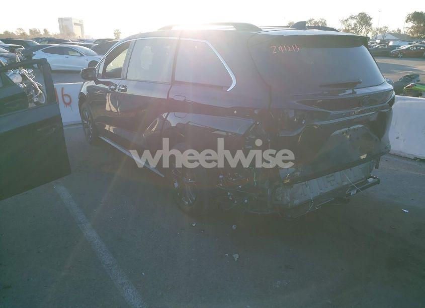 Photo 3 of 2024 Toyota Sienna WOODLAND EDITION (VIN 5TDCSKFC0RS113641)