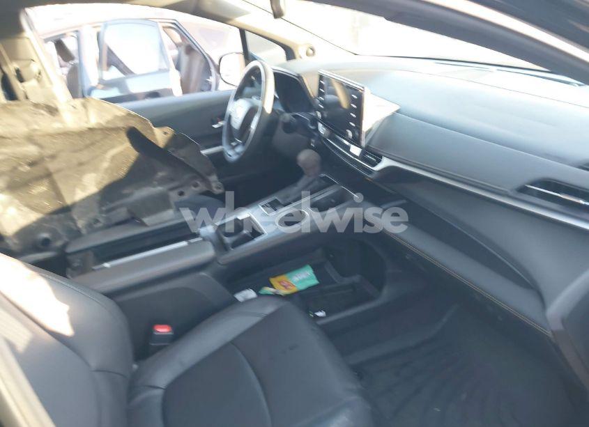 Photo 5 of 2024 Toyota Sienna WOODLAND EDITION (VIN 5TDCSKFC0RS113641)