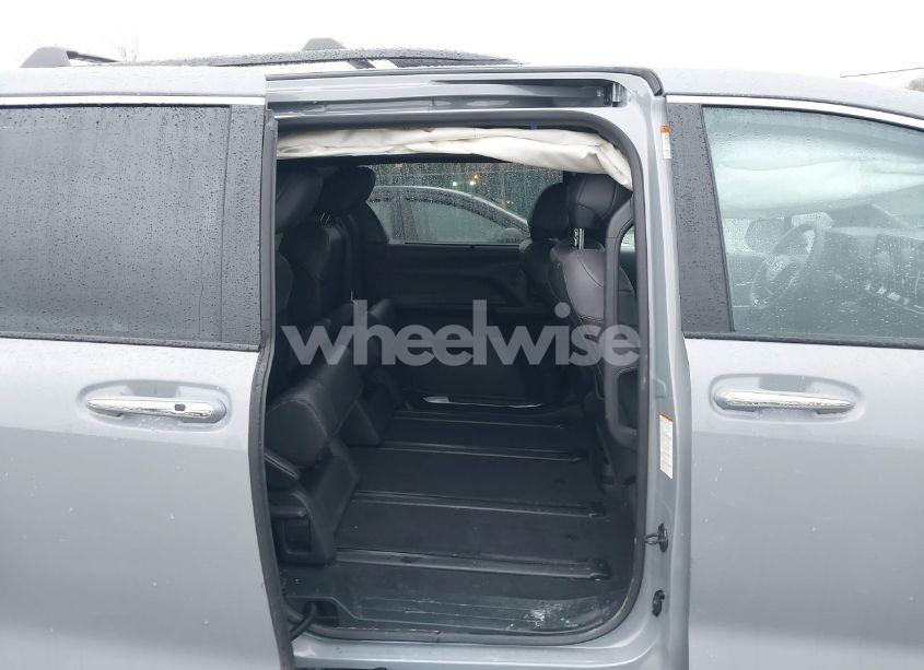 Photo 8 of 2023 Toyota Sienna WOODLAND EDITION (VIN 5TDCSKFC4PS105894)