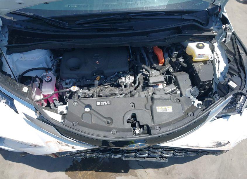 Photo 10 of 2024 Toyota Sienna XSE (VIN 5TDCSKFC8RS115976)