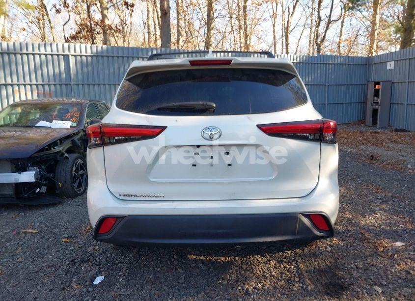 Photo 15 of 2020 Toyota Highlander L (VIN 5TDCZRAH3LS501171)