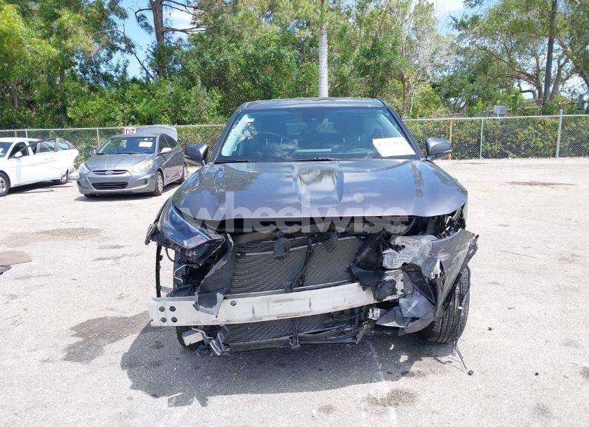 Photo 6 of 2022 Toyota Highlander L (VIN 5TDCZRAH4NS543318)