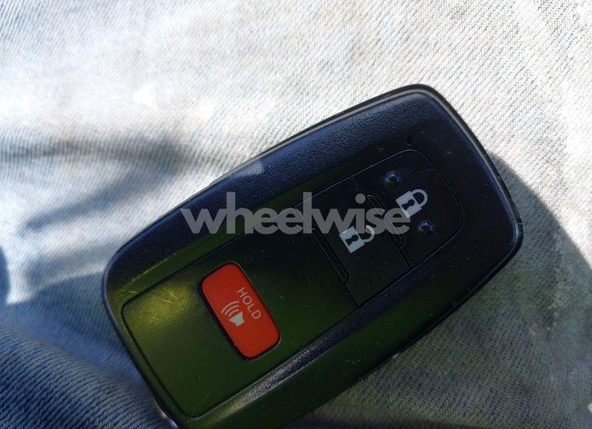 Photo 11 of 2021 Toyota Highlander L (VIN 5TDCZRAH6MS067507)