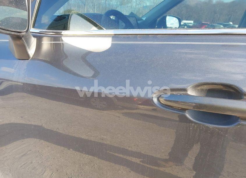 Photo 12 of 2022 Toyota Highlander L (VIN 5TDCZRAH8NS547467)