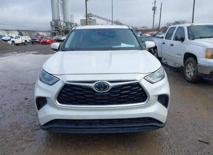 Photo 12 of 2020 Toyota Highlander L (VIN 5TDCZRBH0LS015819)