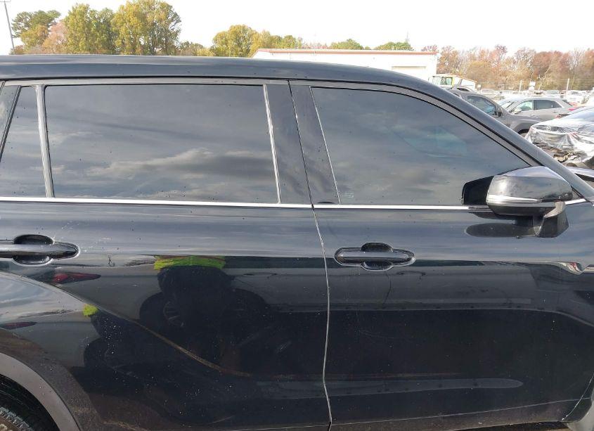 Photo 13 of 2020 Toyota Highlander L (VIN 5TDCZRBH6LS055967)