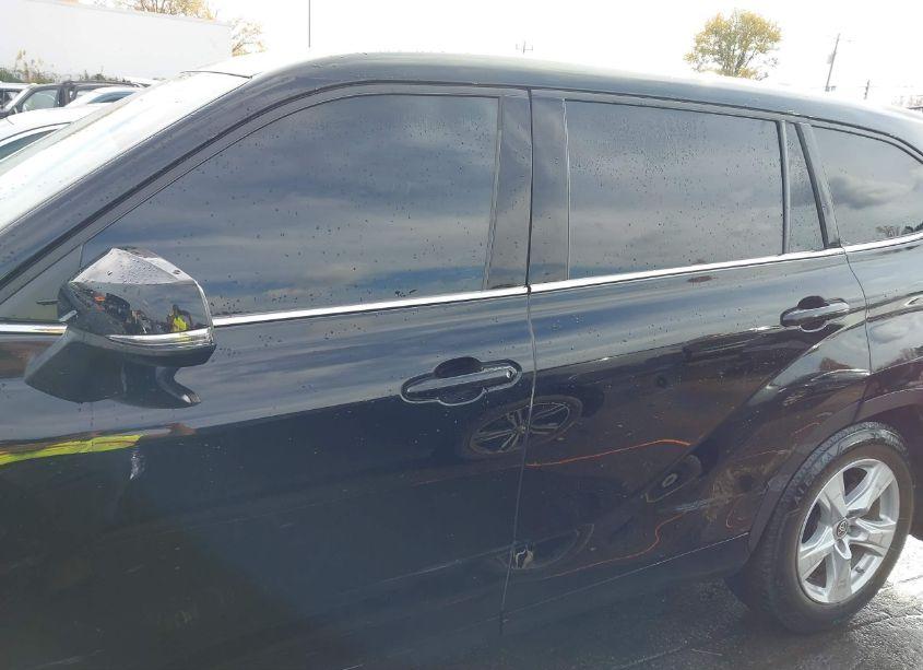 Photo 14 of 2020 Toyota Highlander L (VIN 5TDCZRBH6LS055967)