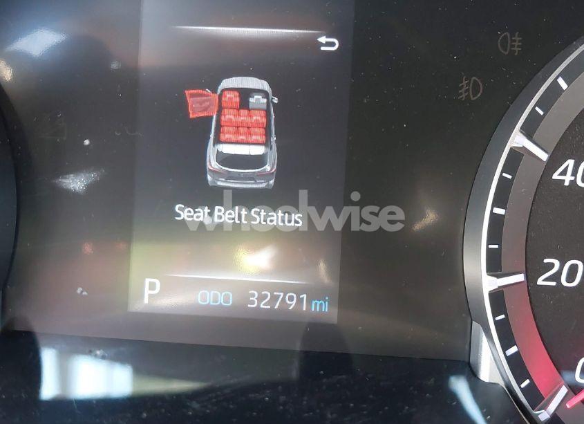 Photo 15 of 2021 Toyota Highlander L (VIN 5TDCZRBH8MS070150)