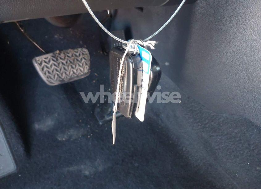 Photo 11 of 2022 Toyota Highlander L (VIN 5TDCZRBHXNS184202)