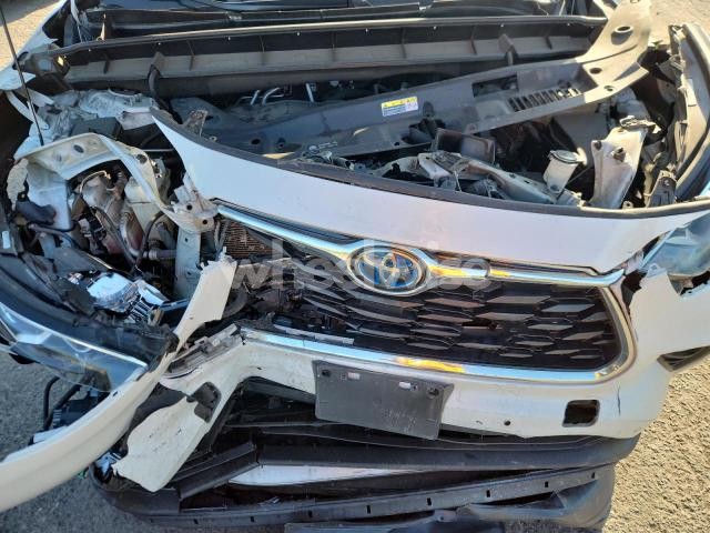 Photo 5 of 2021 TOYOTA HIGHLANDER HYBRID LIMITED (VIN 5TDDBRCH5MS525592)