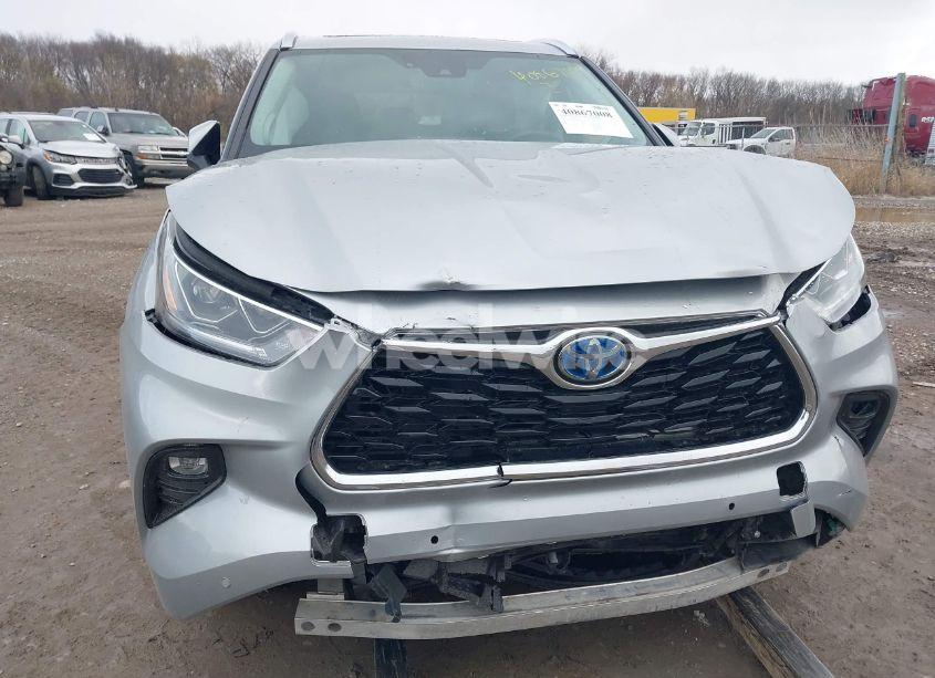 Photo 6 of 2021 Toyota Highlander HYBRID LIMITED (VIN 5TDDBRCH9MS533243)