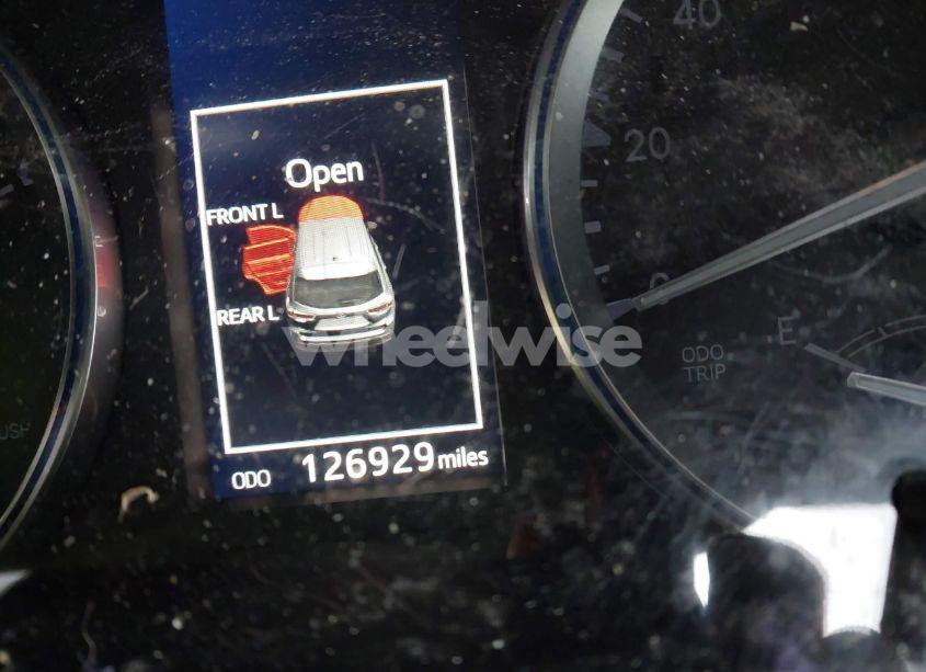 Photo 16 of 2016 Toyota Highlander HYBRID LIMITED PLATINUM V6 (VIN 5TDDCRFH1GS019173)