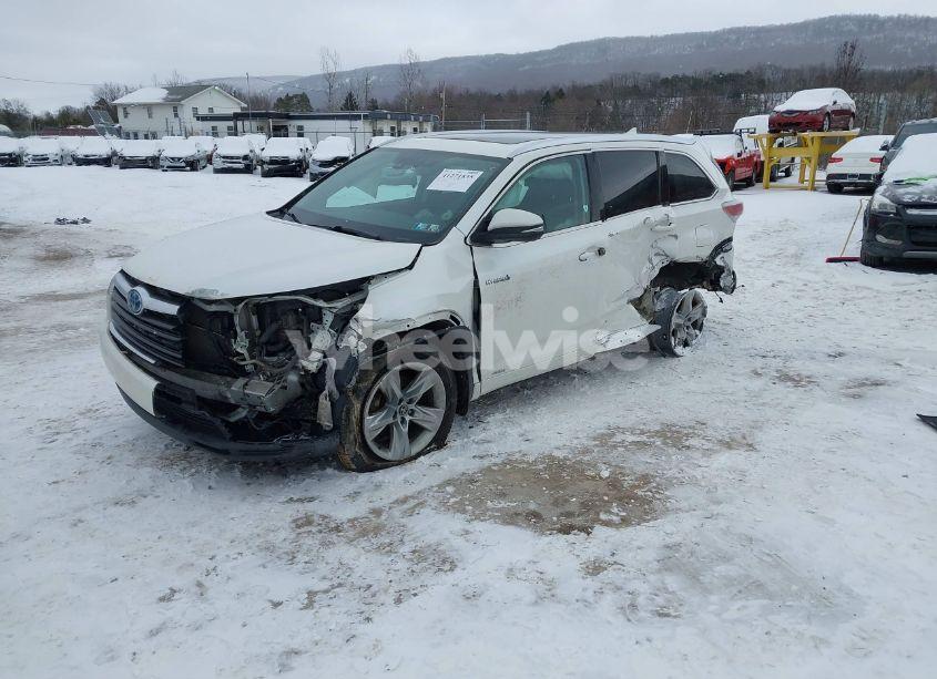 Photo 2 of 2016 Toyota Highlander HYBRID LIMITED PLATINUM V6 (VIN 5TDDCRFH1GS019173)