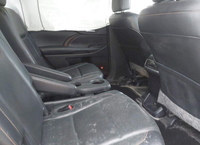 Photo 8 of 2014 Toyota Highlander HYBRID LIMITED (VIN 5TDDCRFH5ES004477)