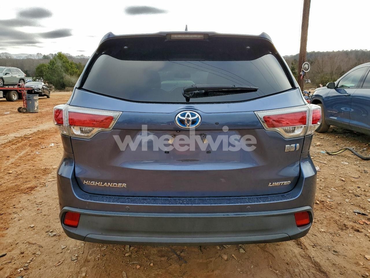 Photo 6 of 2016 TOYOTA HIGHLANDER HYBRID LIMITED (VIN 5TDDCRFH6GS019055)