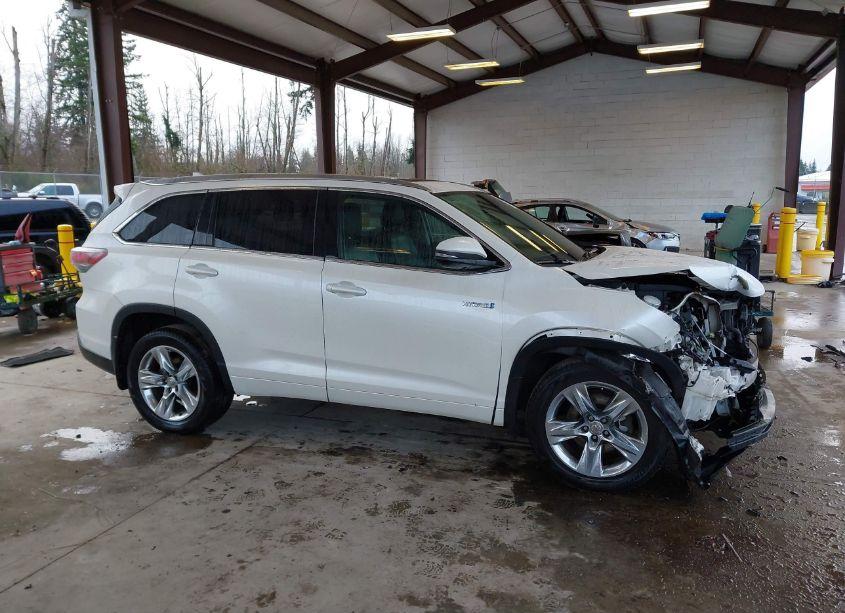 Photo 14 of 2015 Toyota Highlander HYBRID LIMITED PLATINUM V6 (VIN 5TDDCRFHXFS008459)