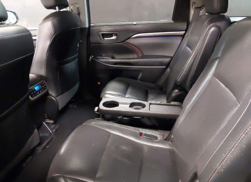 Photo 8 of 2015 Toyota Highlander HYBRID LIMITED PLATINUM V6 (VIN 5TDDCRFHXFS009790)